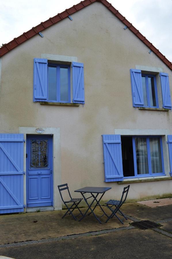 Les Volets Bleus - Duplex Proche Plage Et Centre Arromanches-les-Bains Exterior photo